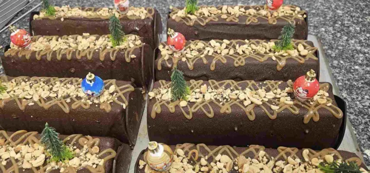 Bûche de Noël à La Plaine-des-palmistes, La Plaine des Palmistes, Queen Fries Waffles